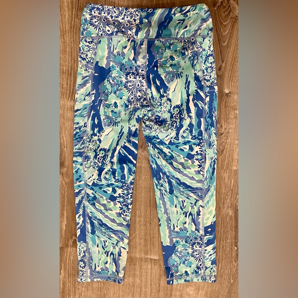 Lilly Pulitzer Blue and Green luxletic cropped leggings size small